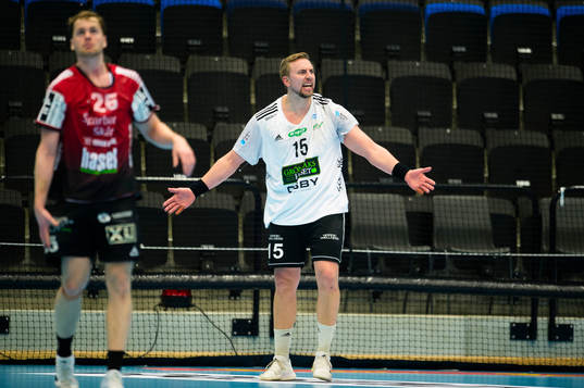 Helsingborgs Anton Månsson agerar