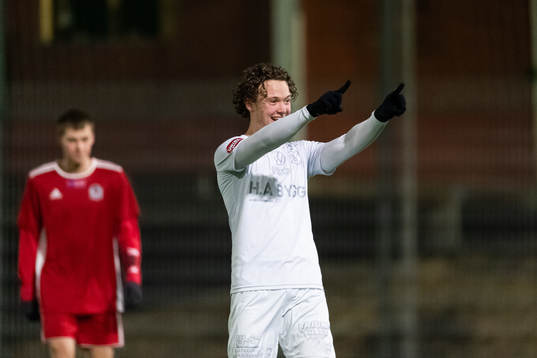 Örgrytes Herman Sjögrell jublar