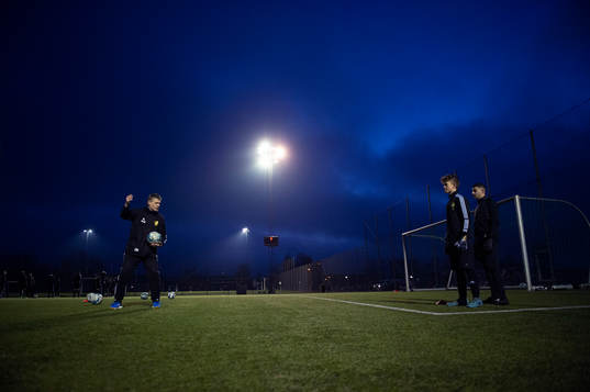 IFK Hässleholms pojkar födda 2007 tränar på