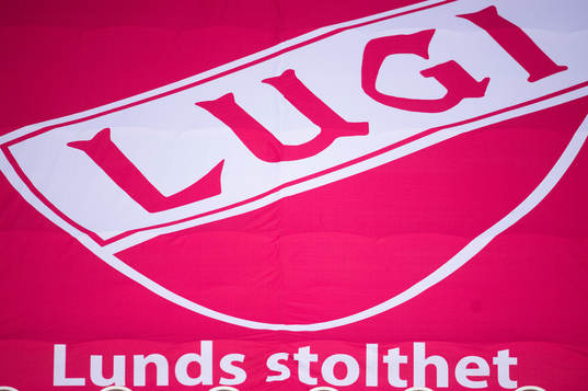 Sparbanken Skåne Arena interiör med Lugis klubbflagga