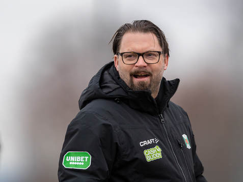 Tränare Joakim Persson