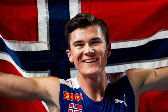 Jakob Ingebrigtsen of Norway celebrates
