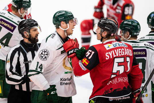 Färjestads Victor Ejdsell och Malmö Redhawks Emil