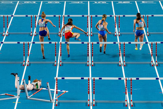 Ruslana Rashkovan of Belarus crashes in women's 60 meter