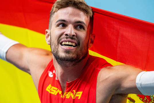 Oscar Husillos of Spain celebrates