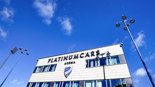 Platinumcars Arena före fotbollsmatchen i Svenska Cupen
