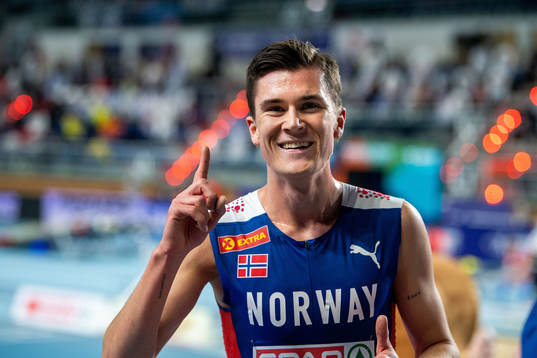 Jakob Ingebrigtsen of Norway celebrates