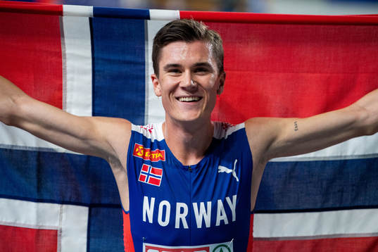 Jakob Ingebrigtsen of Norway celebrates