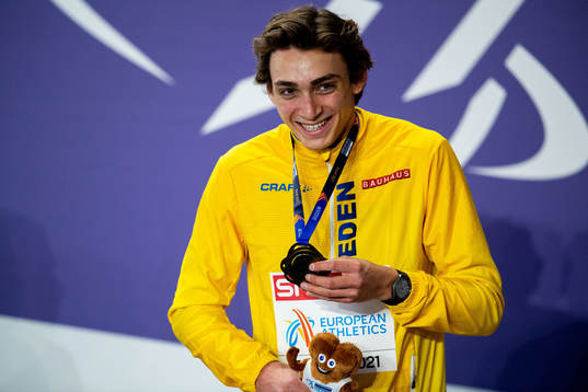 Armand Duplantis of Sweden at the podium