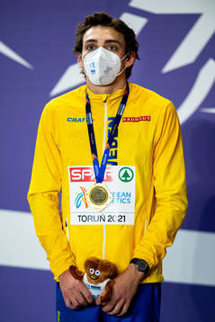 Armand Duplantis of Sweden at the podium