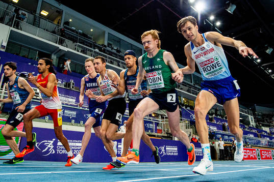 Hugo Hay of France, Mohamed Katir of Spain, Narve Gilje
