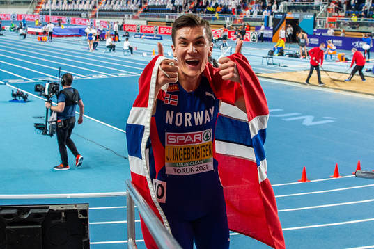 Jakob Ingebrigtsen of Norway celebrates