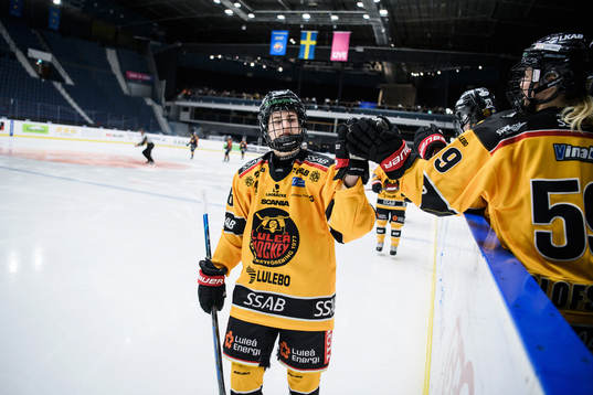 Luleås Michela Cava jublar