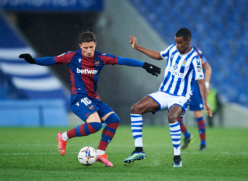 Bläddra bland fler bilder av Football, La Liga, Real Sociedad - Levante
