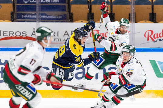 s Max Wennlund och Frölundas Max Friberg