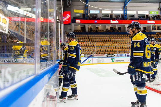 s Emil Johansson och Eric Martinsson deppar