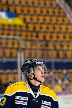 s Arttu Ilomäki