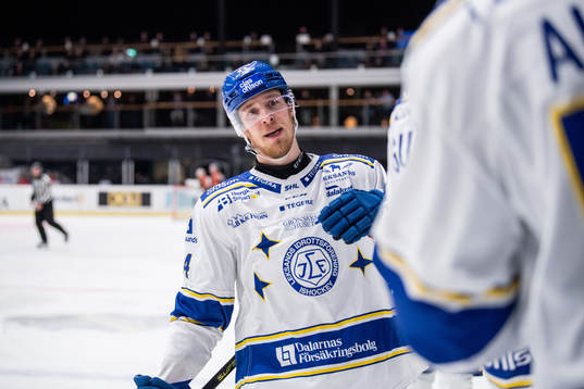 Leksands Ashton Carter jublar