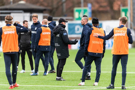 Tränare Roland Nilsson och Marek Hamsik