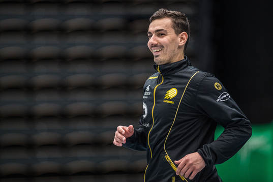 Karlskronas målvakt Uros Tomic jublar