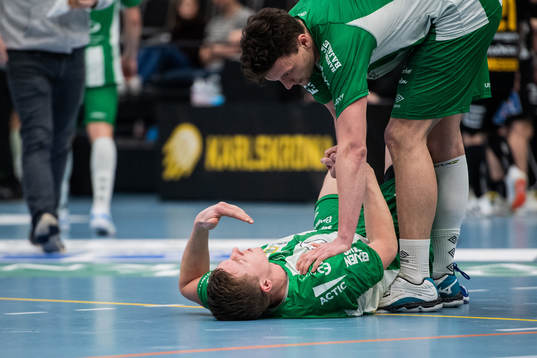 Hammarbys Nicklas Andreasson har ont