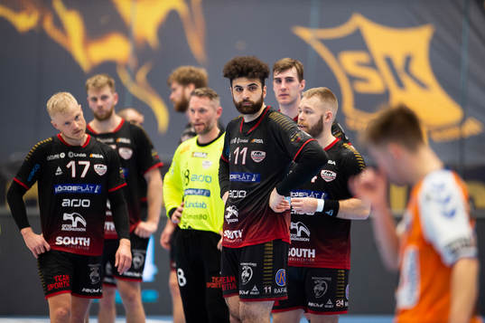 HK Malmös Hampus Jildenbäck och Kassem Awad deppar