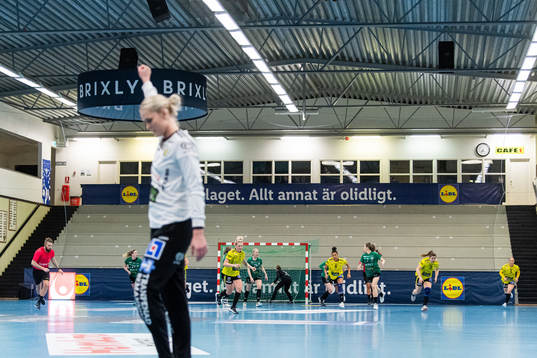 Sävehofs Nina Dano, Jamina Roberts ochLaura Jensen