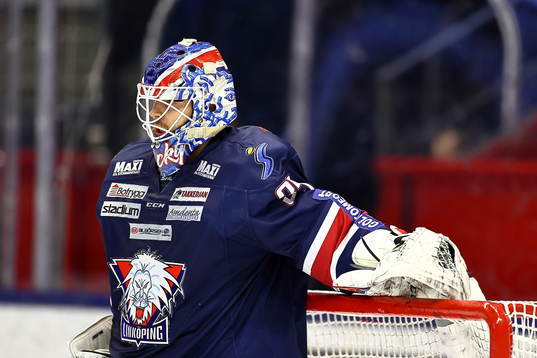 Linköpings målvakt Niklas Lundström deppar
