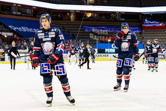 Linköpings Nikola Pasic och Henrik Törnqvist deppar