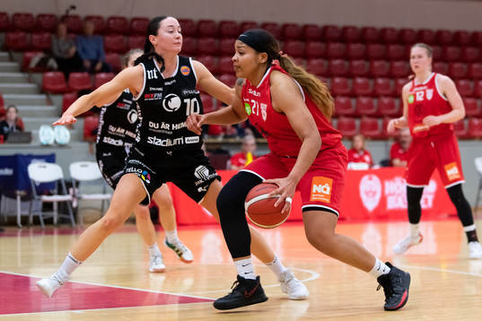 Norrköpings Rakel Gyberg och Högsbos Alexis Hyder