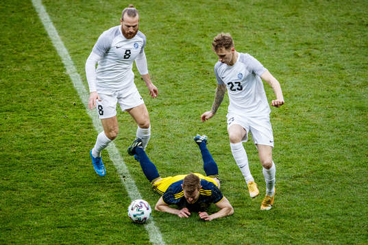 Henri Anier and Bogdan Vastsuk of Estonia against Mattias