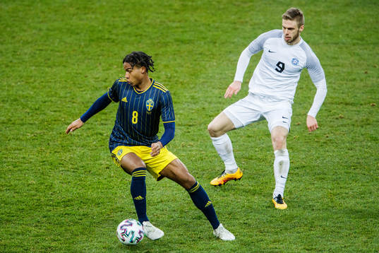 Jens-Lys Cajuste of Sweden and Robert Kirss of Estonia