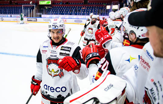 Bläddra bland fler bilder av Ishockey, SHL, Färjestad - Malmö Redhawks