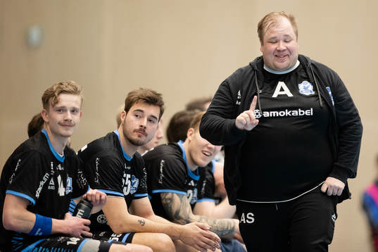 Amos tränare Andreas Stockenberg