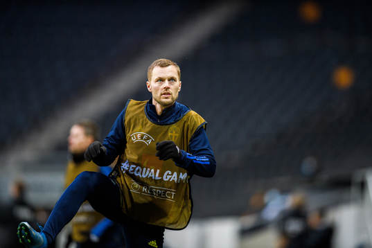 Sebastian Larsson of Sweden