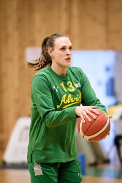 Alviks Elin Ljunggren värmer upp