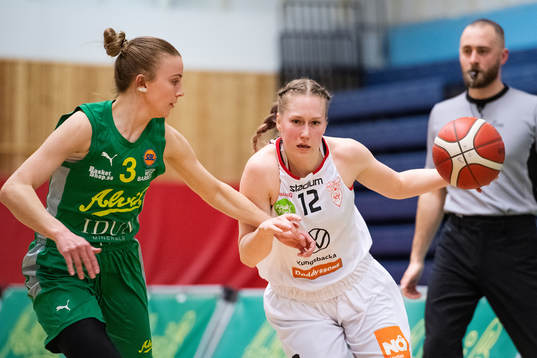 Alviks Ellen Åström och Högsbos Louise Noaksson
