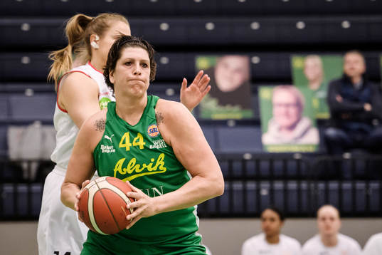 Alviks Janel McCarville