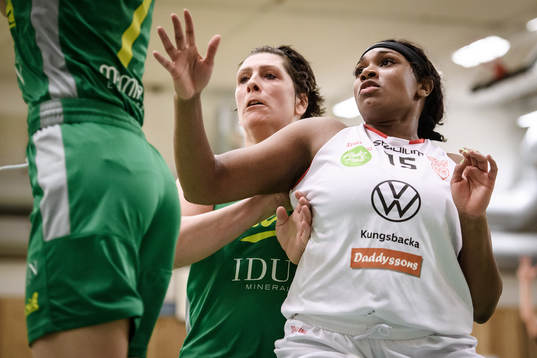 Högsbos Kourtni Perry