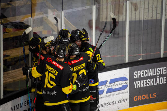 Vimmerbys spelare jublar
