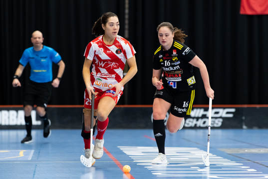 Pixbos Caroline Adelöw och Endres Wilma Johansson