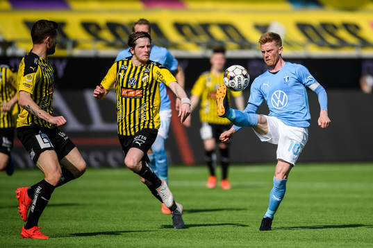 Häckens Erik Friberg och Malmö FFs Jonas Knudsen