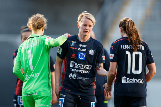 Linköpings Nilla Fischer deppar