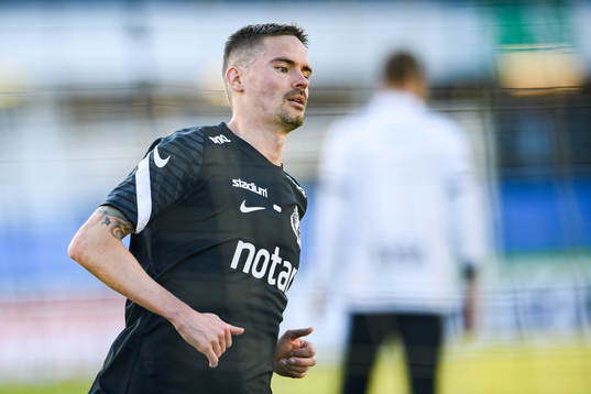 s Mikael Lustig