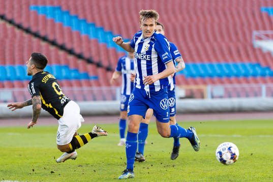 s Nicolas Stefanelli och IFK Göteborgs Jesper Tolinsson