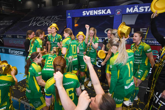 Thoréngruppens spelare jublar