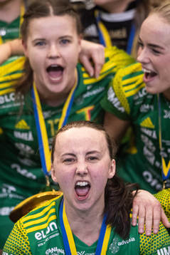 Thoréngruppens Cornelia Fjellstedt jublar över SM-guldet