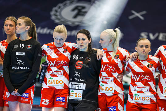 Pixbos Justina Eliasson, Mia Karjalainen, målvakt Lara