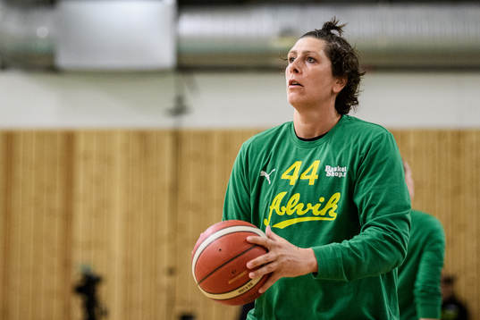 Alviks Janel McCarville