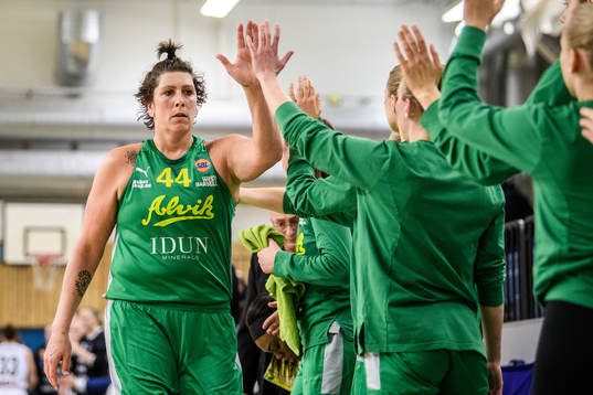 Alviks Janel McCarville